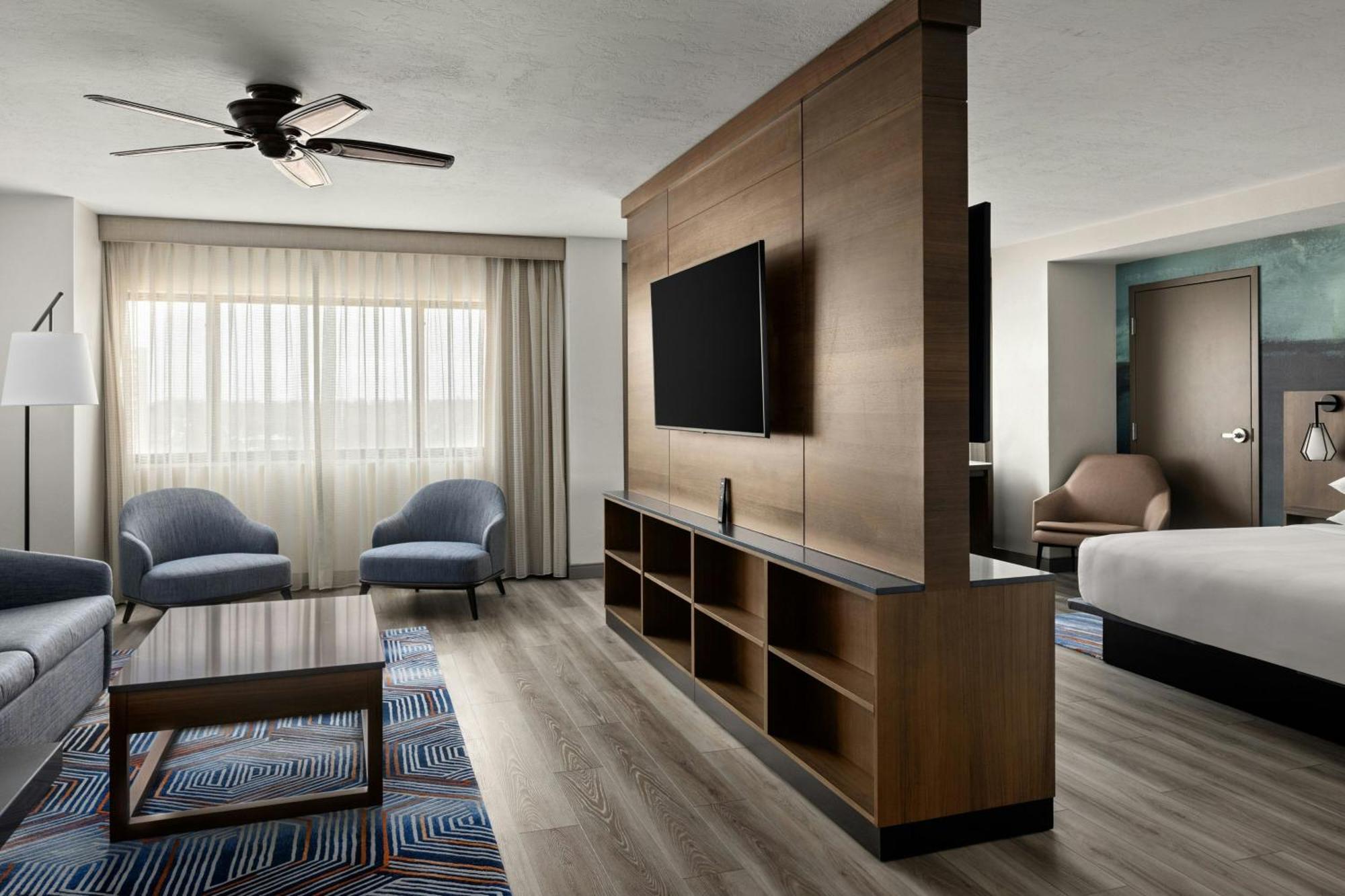 Oshkosh Marriott Waterfront Hotel & Convention Center エクステリア 写真