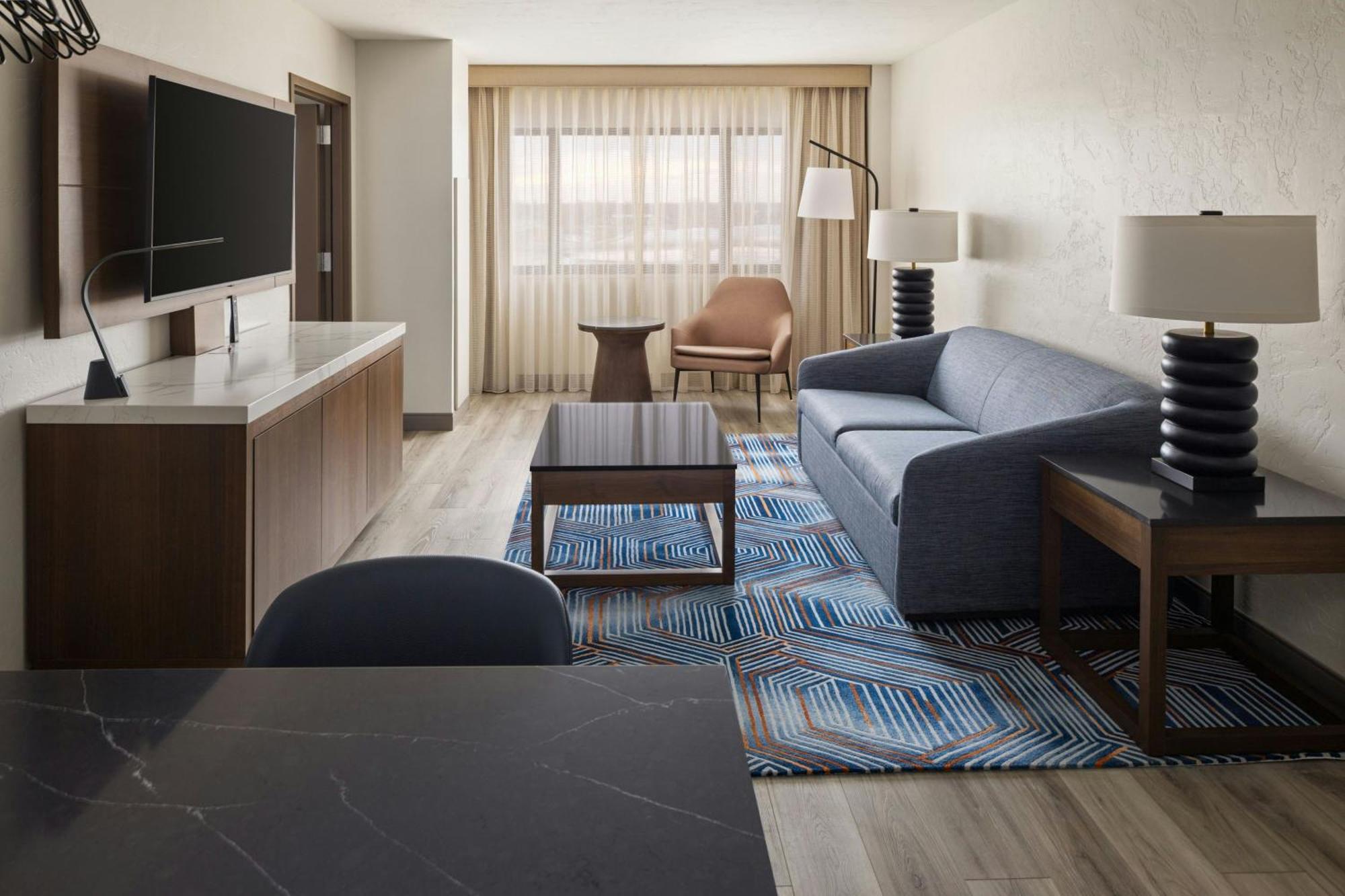 Oshkosh Marriott Waterfront Hotel & Convention Center エクステリア 写真