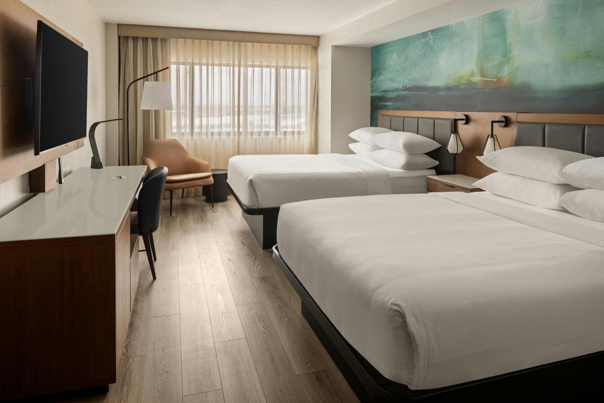 Oshkosh Marriott Waterfront Hotel & Convention Center エクステリア 写真